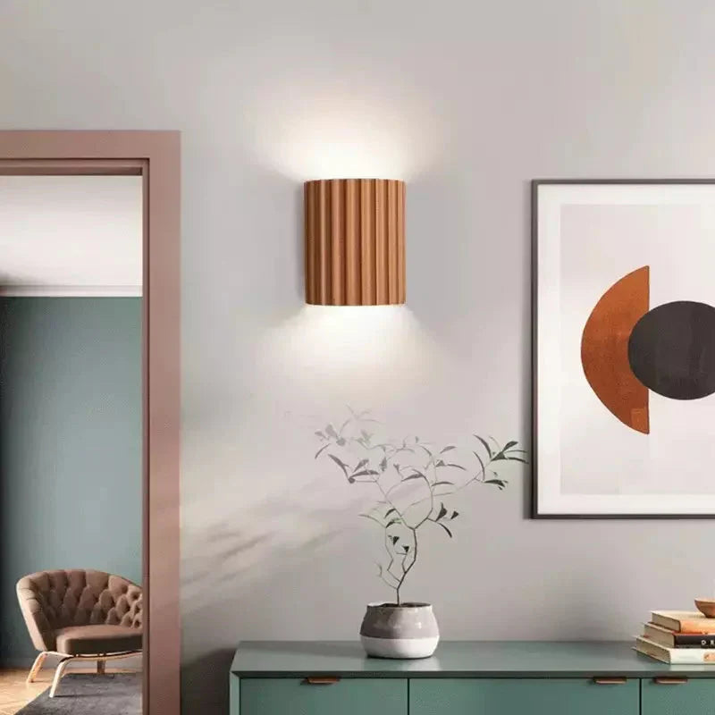 Nivoria | Applique Murale – Accents Plissés et Atmosphère Chic