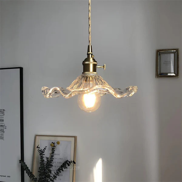 Lunavia | Lampe Suspendue Design – Ambiance Envoûtante et Style Élégant Transparent