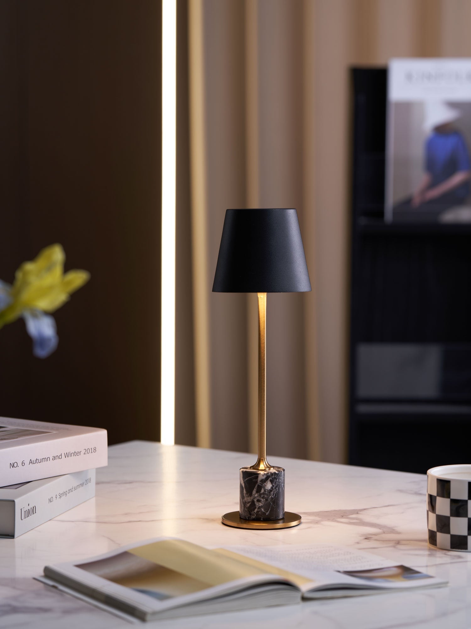 Mabréa | Lampe de Table Rechargeable – Base noire sans fil