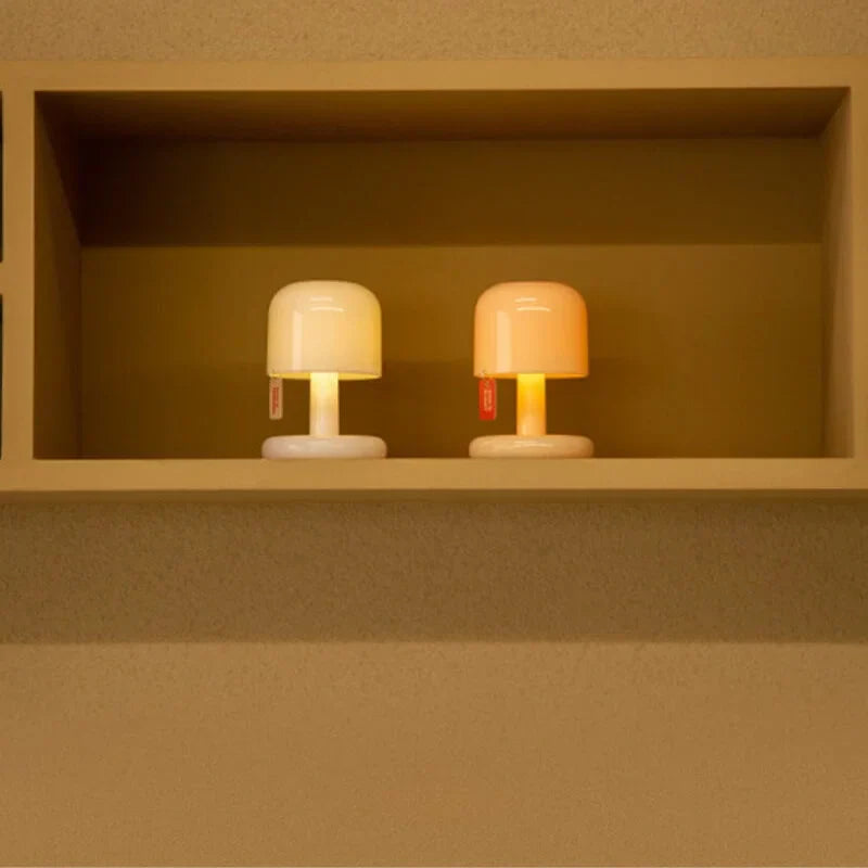 Lunéra | Mini Lampe Solaire – Éclat du Crépuscule et Atmosphère Paisible