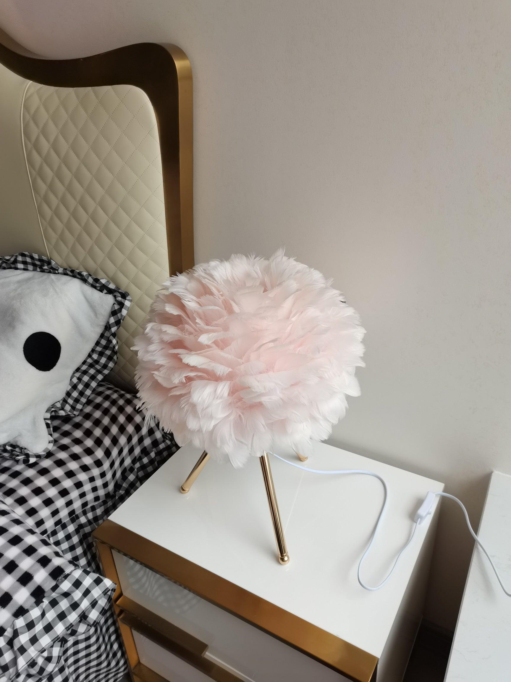 Plumélia | Lampe de Table – Abat-jour plume halo chaleureux