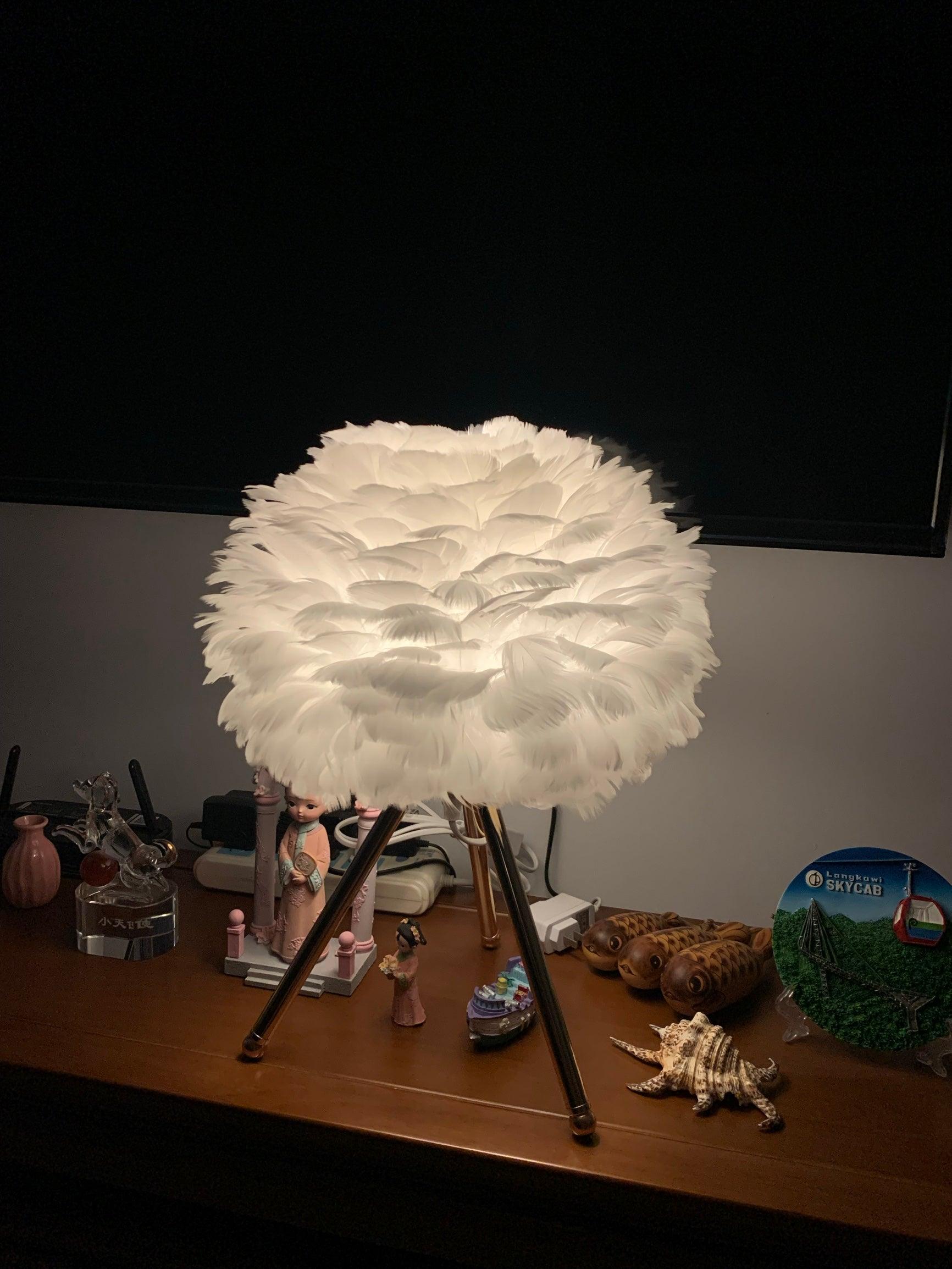 Plumélia | Lampe de Table – Abat-jour plume halo chaleureux