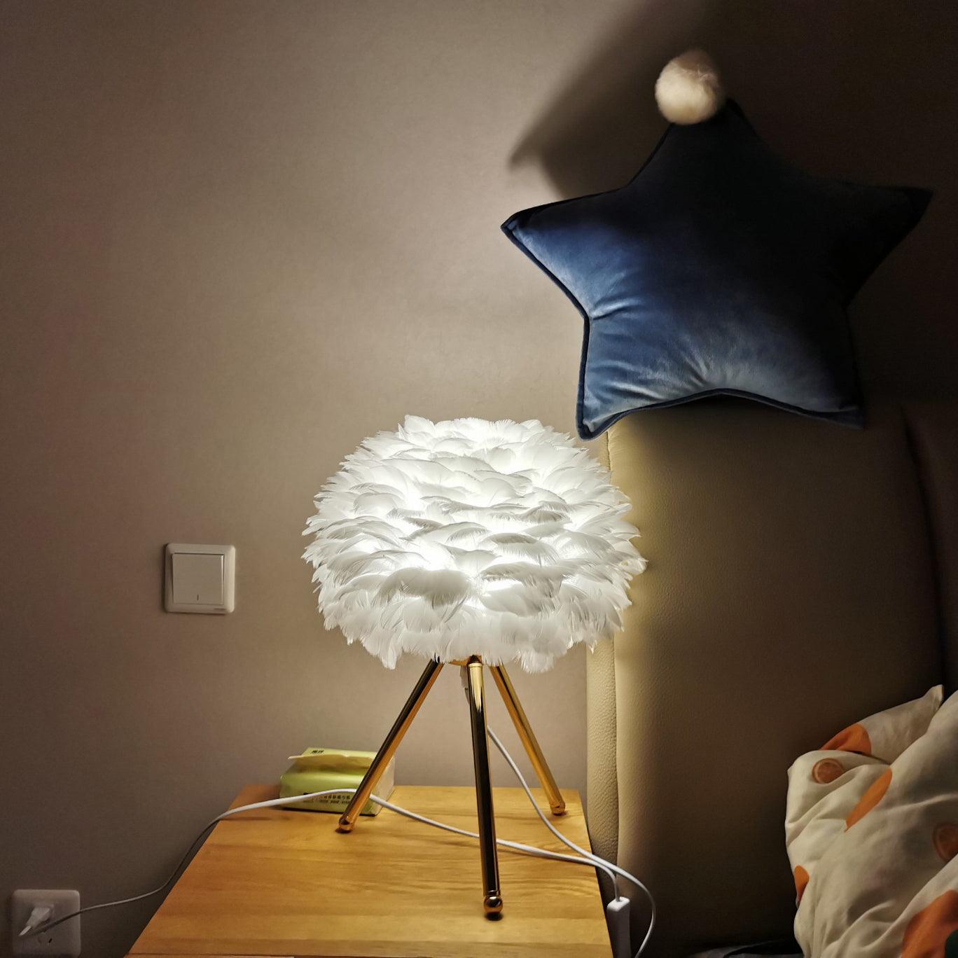 Plumélia | Lampe de Table – Abat-jour plume halo chaleureux