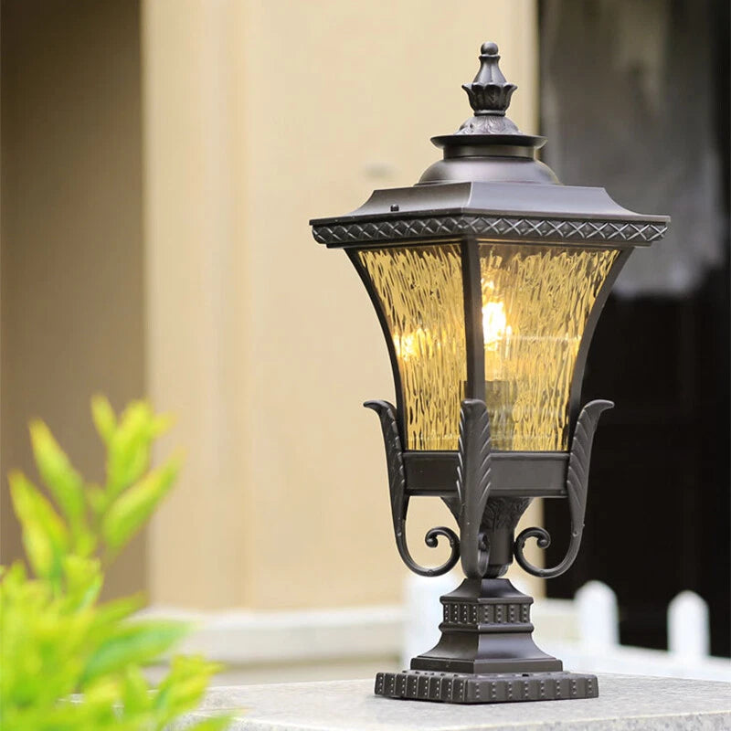 LumenCast | Lampadaire Extérieur – Design Moderne et Résistant