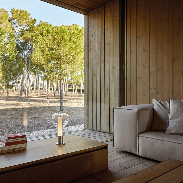 Saphéa | Lampe de Table – Fusion d’Art et de Lumière