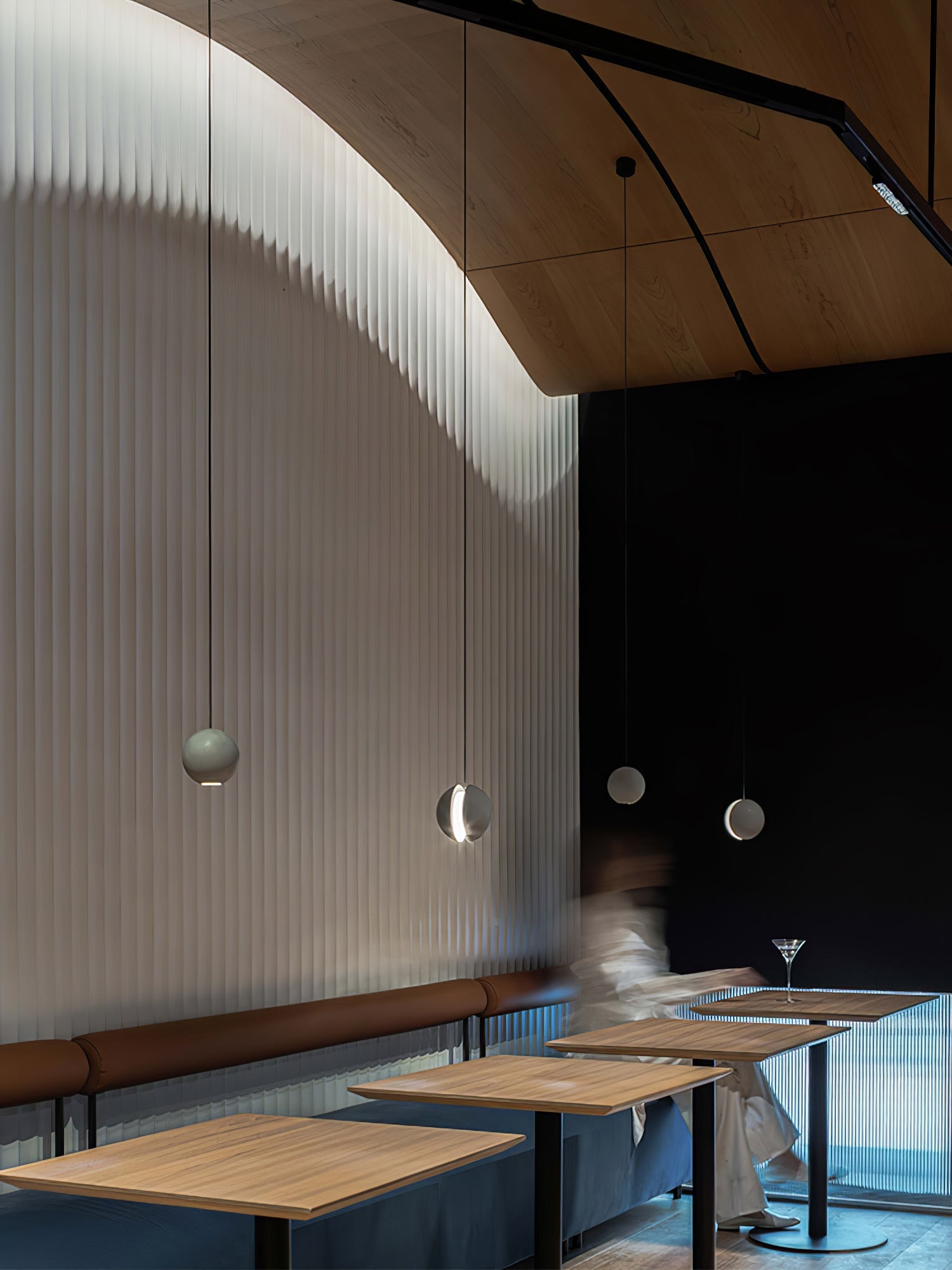 Syléor | Suspension Design – Modernité Épurée et Ambiance Unique