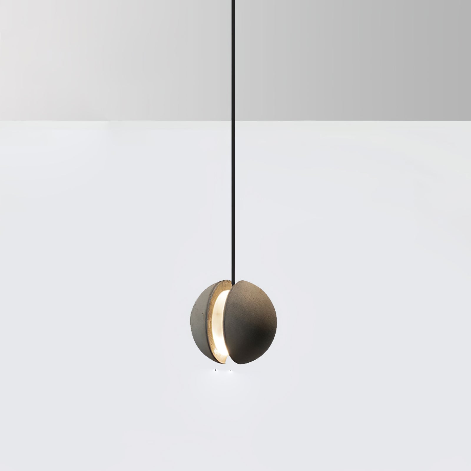 Syléor | Suspension Design – Modernité Épurée et Ambiance Unique Gris ciment Modèle B Éclairé sur le côté — 14 cm × H 12 cm