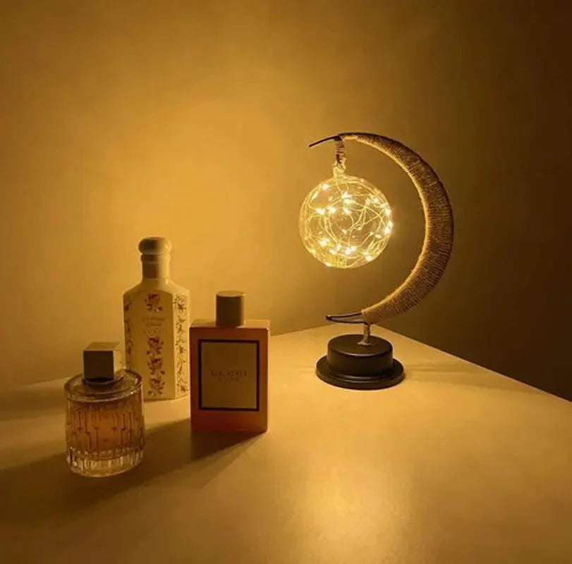 Auréna | Lampe de Table – Design Lunaire et Élégance Étoilée