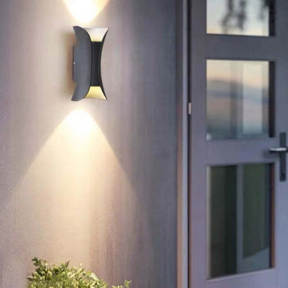 Élorna | Applique Murale LED Extérieure – Style Chic et Durable