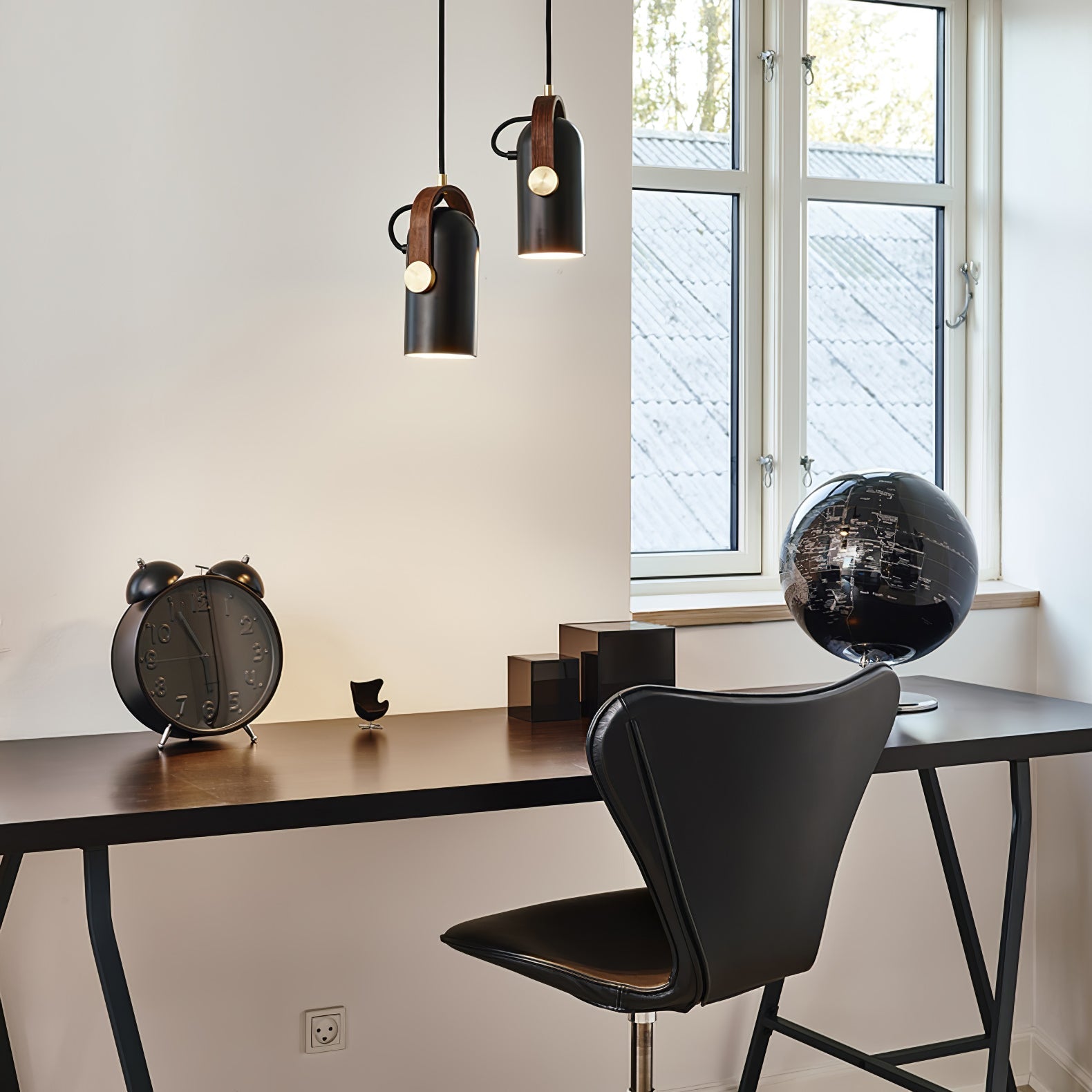 Lhiora | Suspension Spot – Tête Pivotante et Éclairage Polyvalent