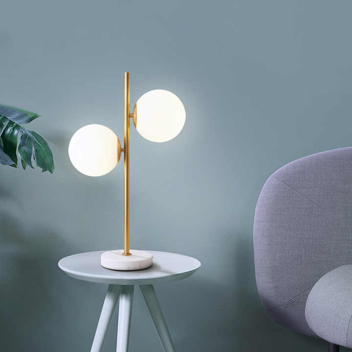 Zéphira | Lampe de Table – LED Tactile et Longue Autonomie