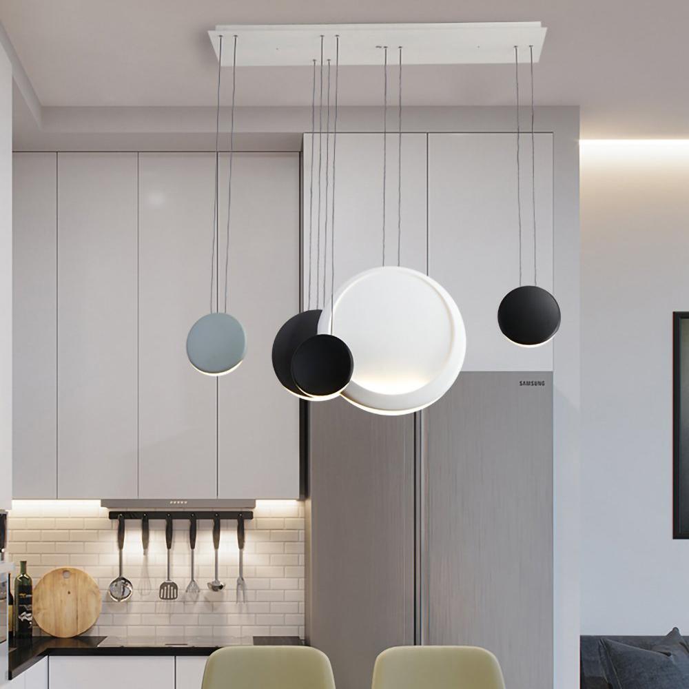 Orbélis | Lampe Suspendue – Orbes flottants LED intégrée