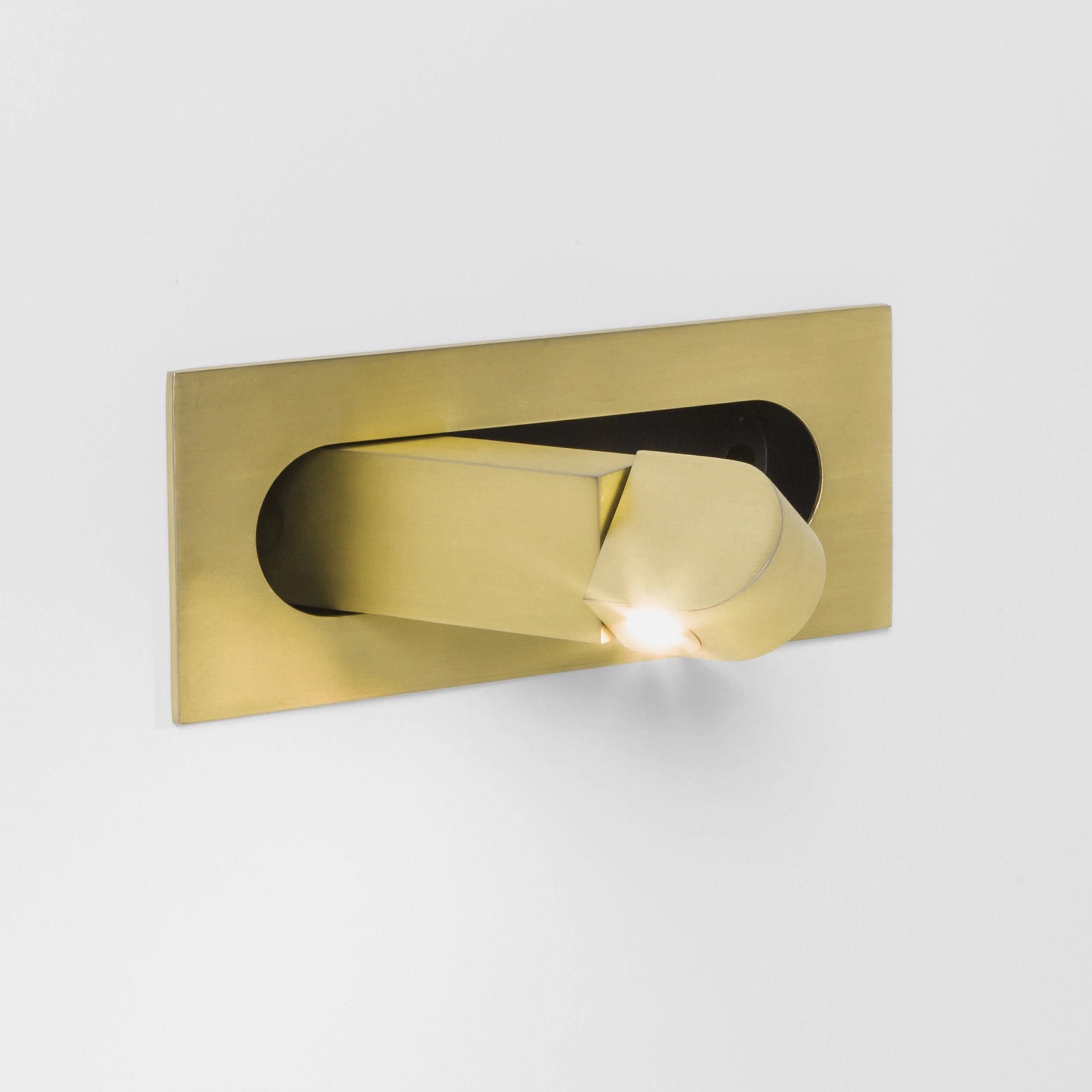 Oryva | Applique Murale LED – Tête Réglable et Confort de Lecture