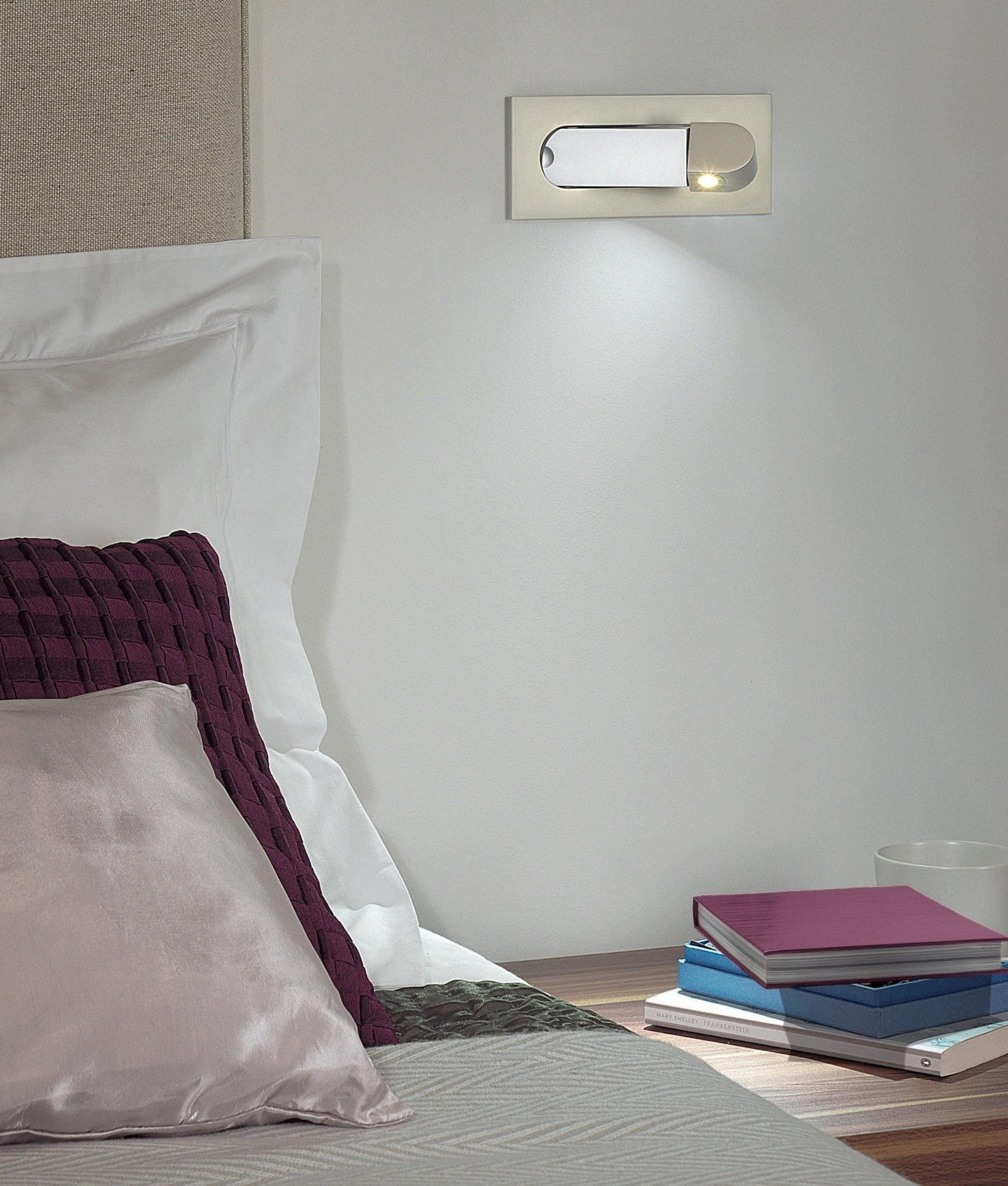Oryva | Applique Murale LED – Tête Réglable et Confort de Lecture