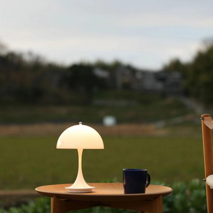ÉclatLuxe | Lampe de Table – Élégance Moderne et Luminosité Réglable