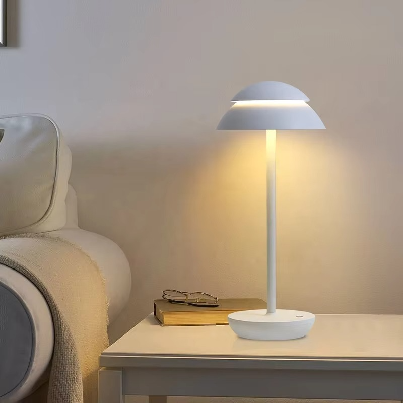 Néboria | Lampe de Table – Raffinement Moderne et Lumière Chaude