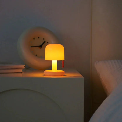 Lunéra | Mini Lampe Solaire – Éclat du Crépuscule et Atmosphère Paisible