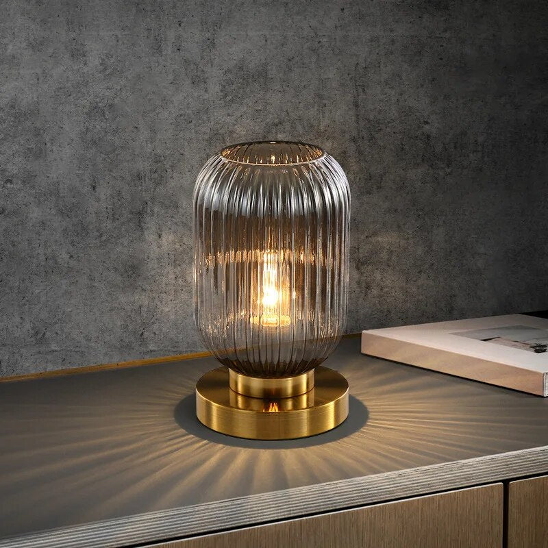 Célestia | Lampe de Table – Design Scandinave et Lumière Douce