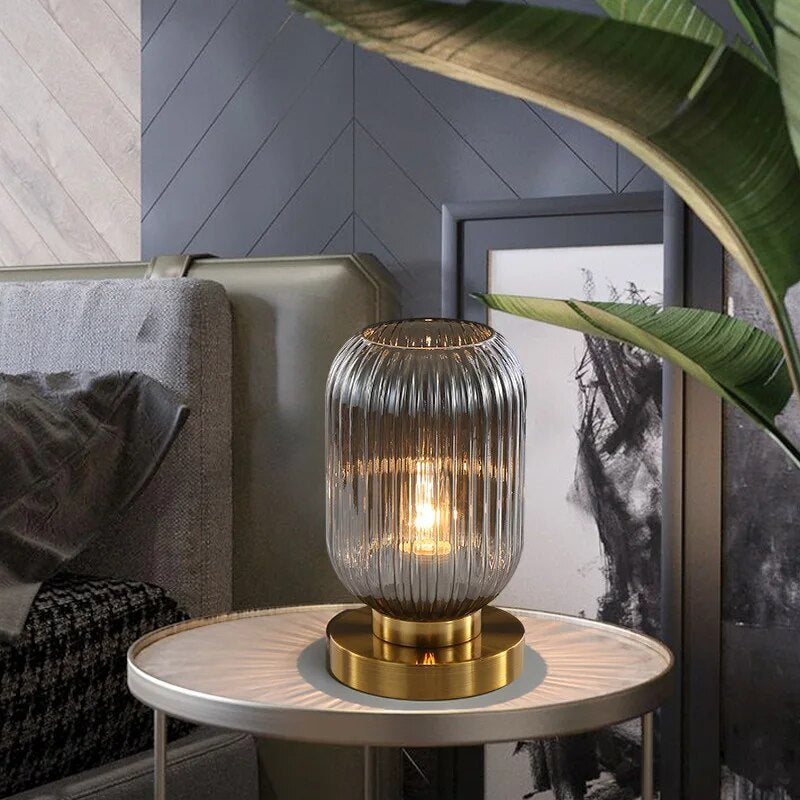 Célestia | Lampe de Table – Design Scandinave et Lumière Douce