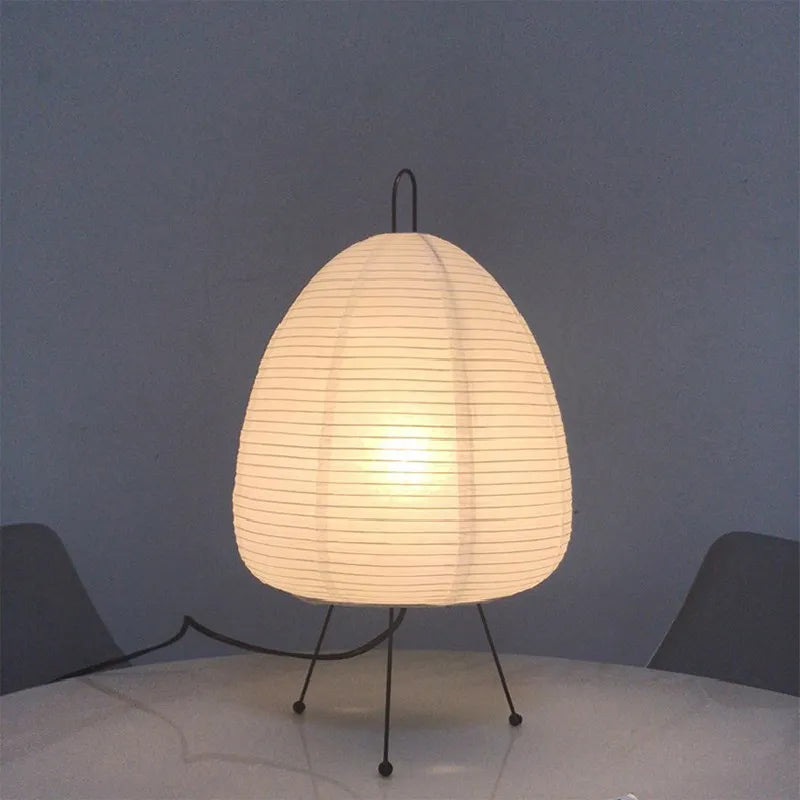 Lampadaire Design Élégant en Métal avec Éclairage d'Ambiance LED – Lampe sur Pied Compacte Noir et Blanc pour Salon 3