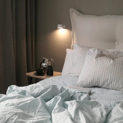 Luméa | Applique Murale LED – Éclairage Sans Fil et Tête Rotative 360°