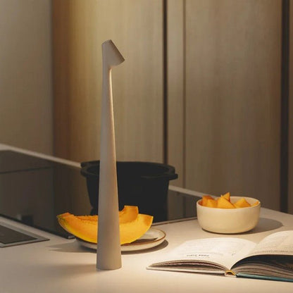 Aurélia | Lampe LED – Raffinement Durable et Lumière Ajustable