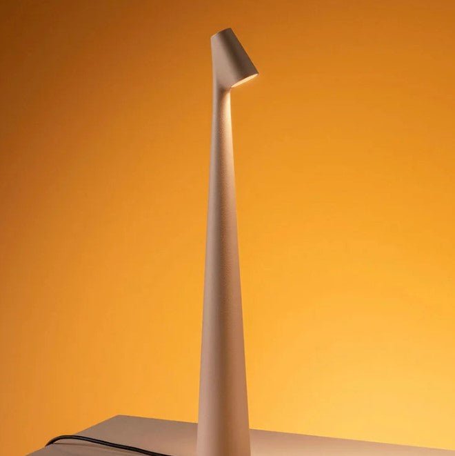 Aurélia | Lampe LED – Raffinement Durable et Lumière Ajustable