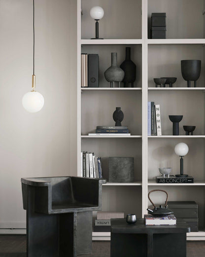 Néomée | Lustre Design – Élégance Intemporelle et Lumière Ludique