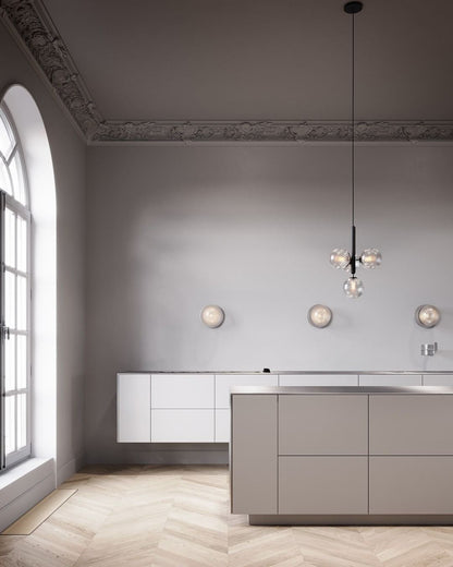 Néomée | Lustre Design – Élégance Intemporelle et Lumière Ludique