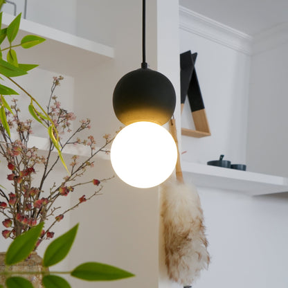 Soléra | Suspension Géométrique – Verre Opale et Grès Volcanique