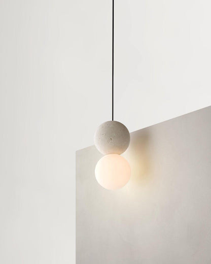Soléra | Suspension Géométrique – Verre Opale et Grès Volcanique