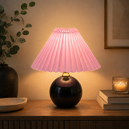 Orsélia | Lampe de Table Vintage – Abat-jour Plissé et Ambiance Élégante Noir Rose