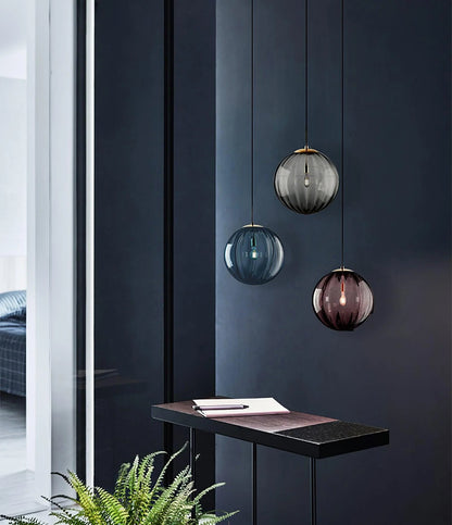 Éloura | Suspension Colorée – Teintes Intenses et Éclairage Chaleureux