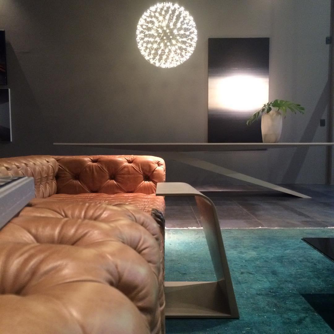 Stelliora | Lustre Boule LED – Éclat étoilé design contemporain
