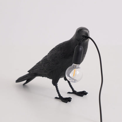 Corvélis | Lampe de Table – Corbeau sculpté résine style moderne