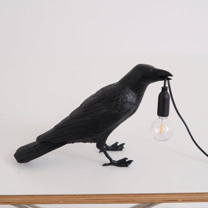 Corvélis | Lampe de Table – Corbeau sculpté résine style moderne