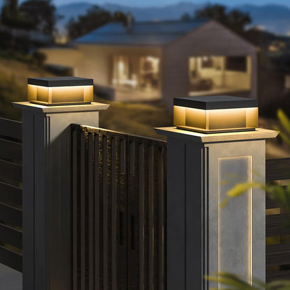 LumiJardin | Lampe de Pilier Solaire – Résistante UV et Intempéries