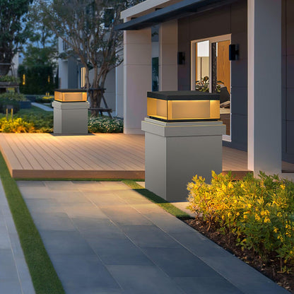 LumiJardin | Lampe de Pilier Solaire – Résistante UV et Intempéries
