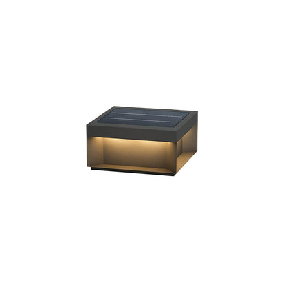 LumiJardin | Lampe de Pilier Solaire – Résistante UV et Intempéries