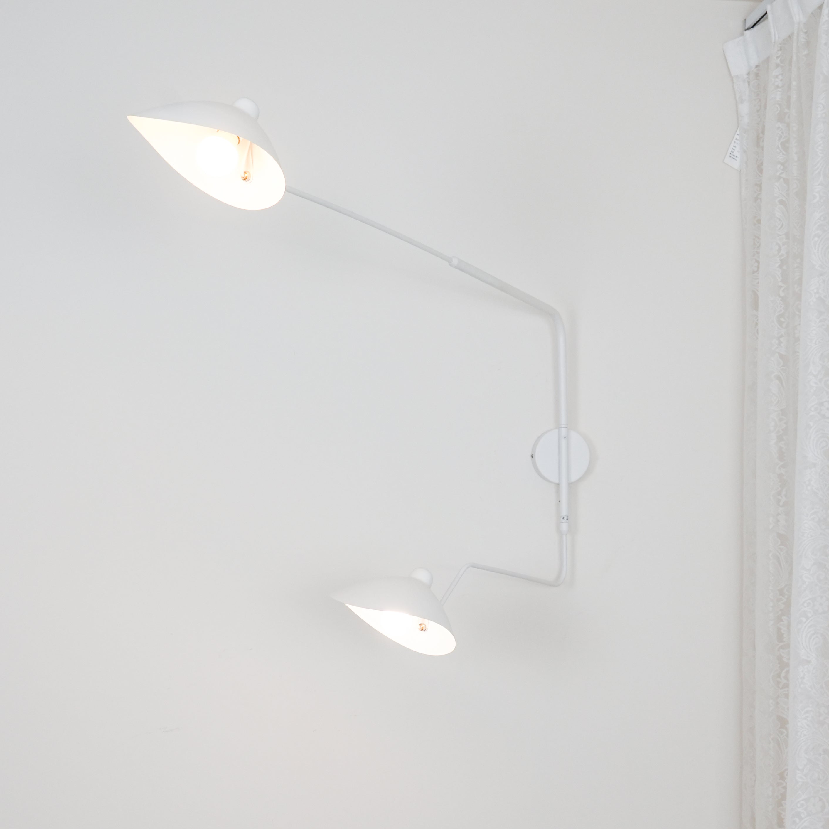 Améthia | Applique Murale – Design Élancé et Rotation Indépendante