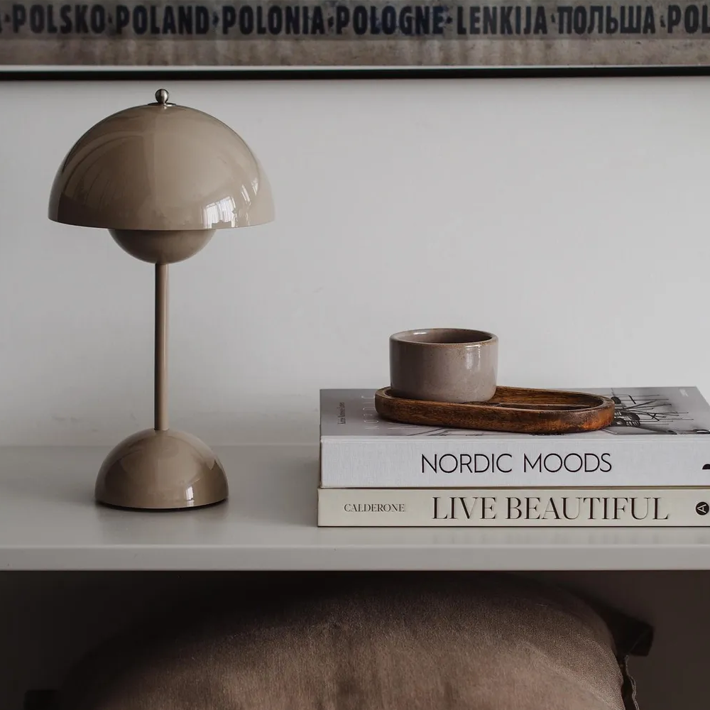 Veloria | Lampe de Table – Ambiance Cocooning et Élégance Contemporaine