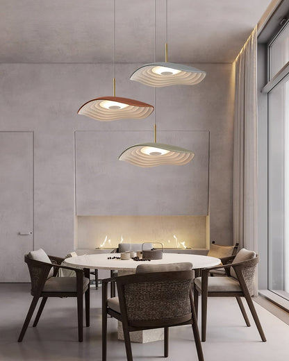 Maréva | Suspension LED – Courbes Élégantes et Éclat Raffiné