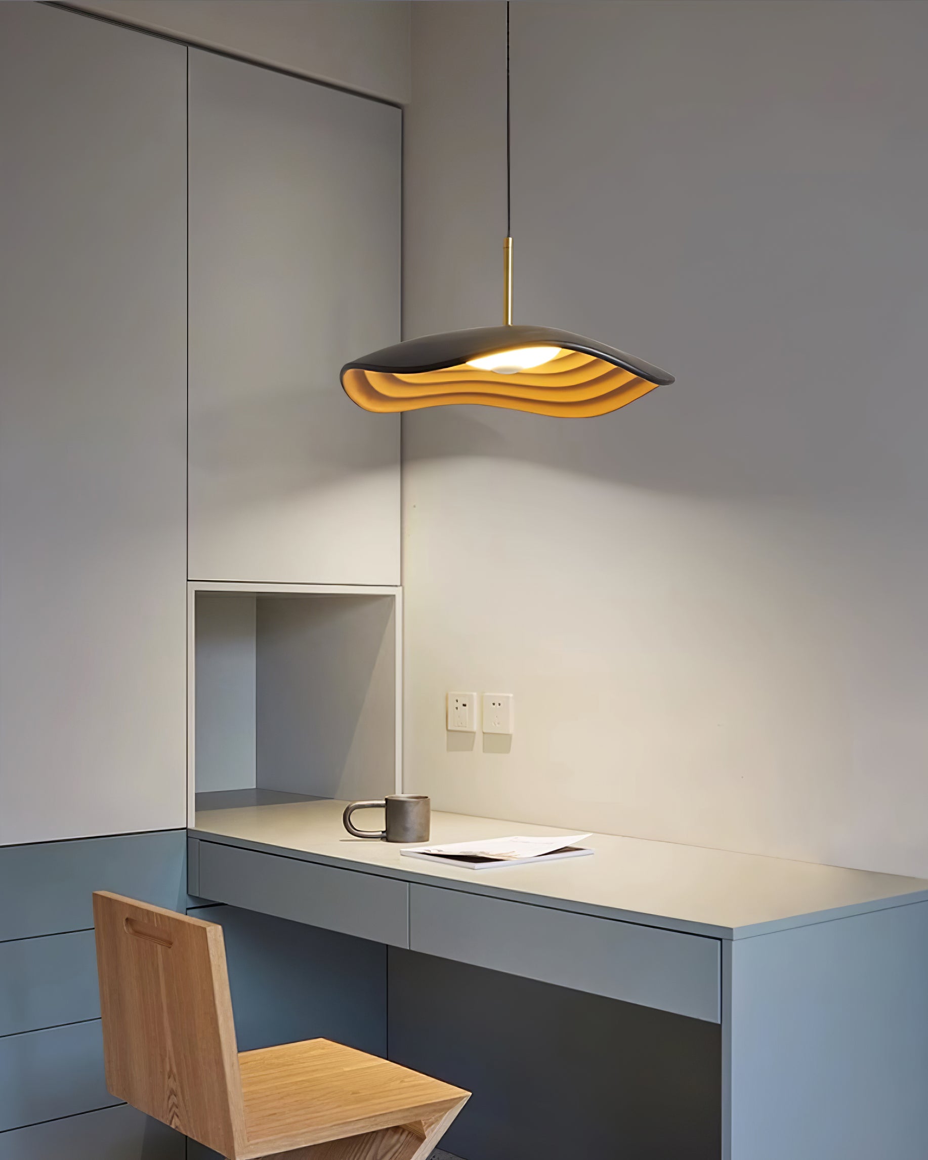 Maréva | Suspension LED – Courbes Élégantes et Éclat Raffiné