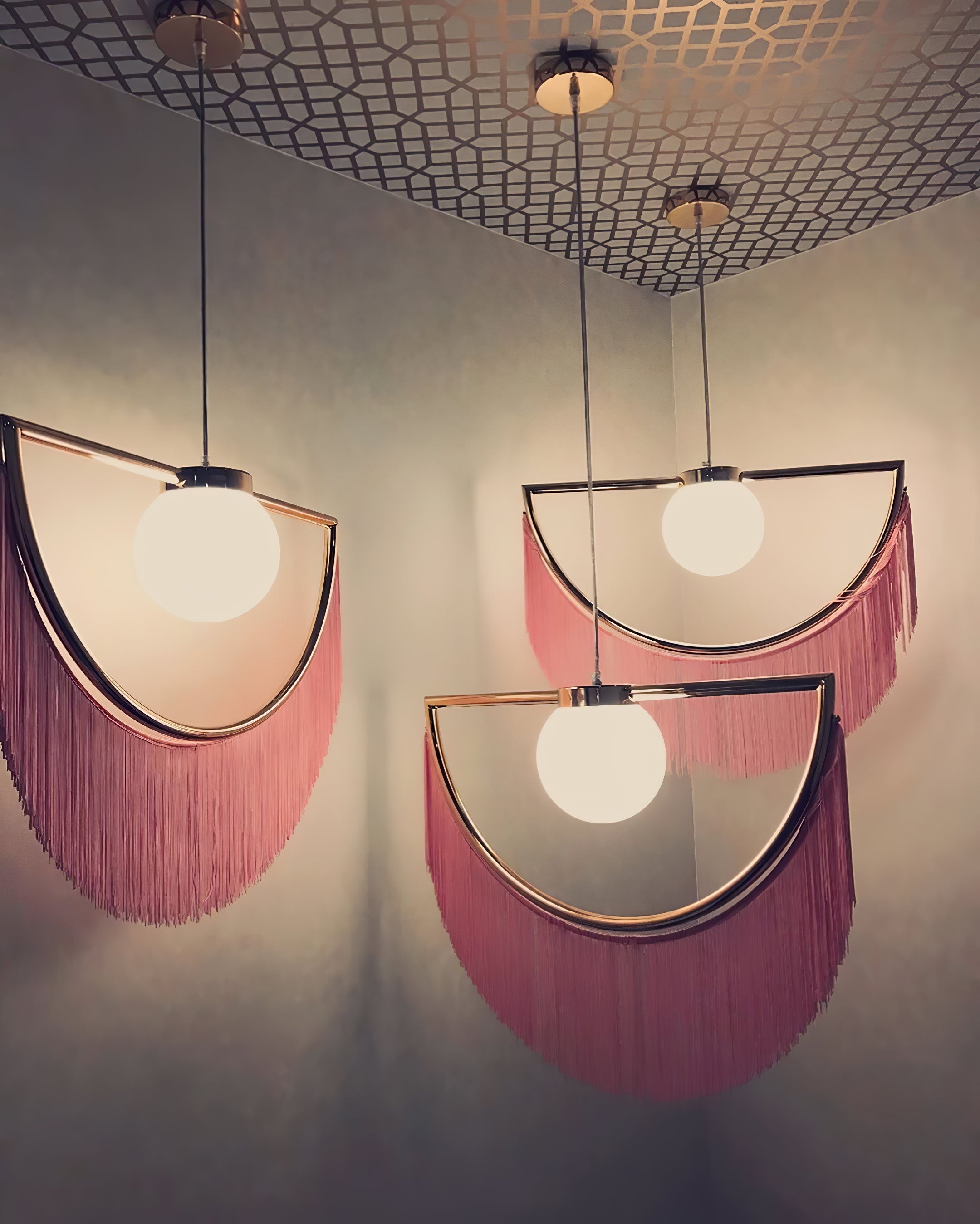Frangoria | Suspension Bohème – Glamour Années 30 et Ambiance Colorée