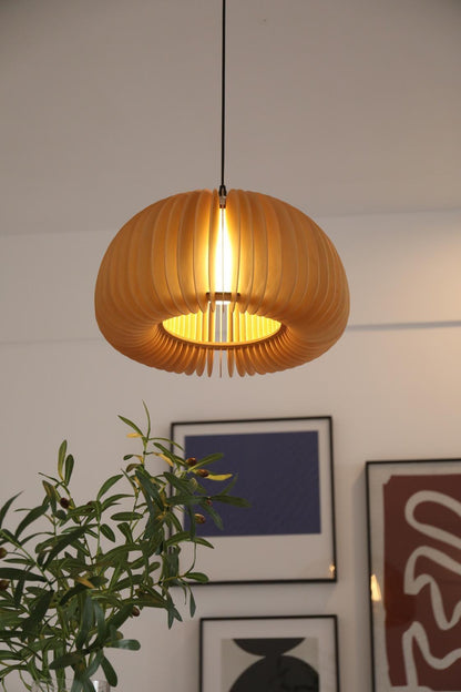 Sylviane | Suspension Nature – Ambiance Chaleureuse et Esprit Libre