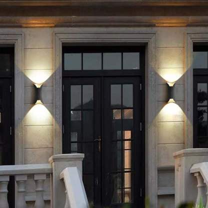 Élorna | Applique Murale LED Extérieure – Style Chic et Durable