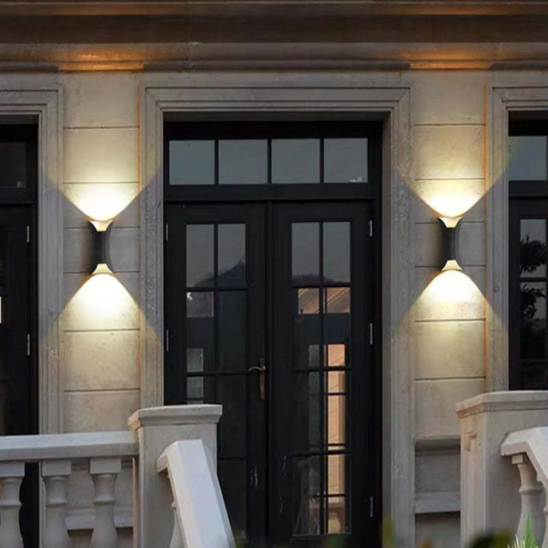 Élorna | Applique Murale LED Extérieure – Style Chic et Durable