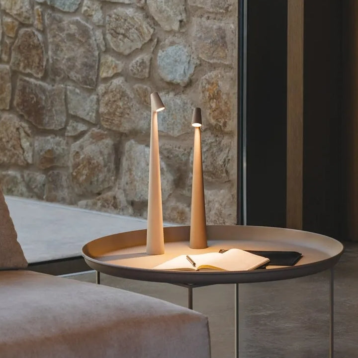 Aluvia | Lampe de Table LED – Élégance Moderne & Sans Fil
