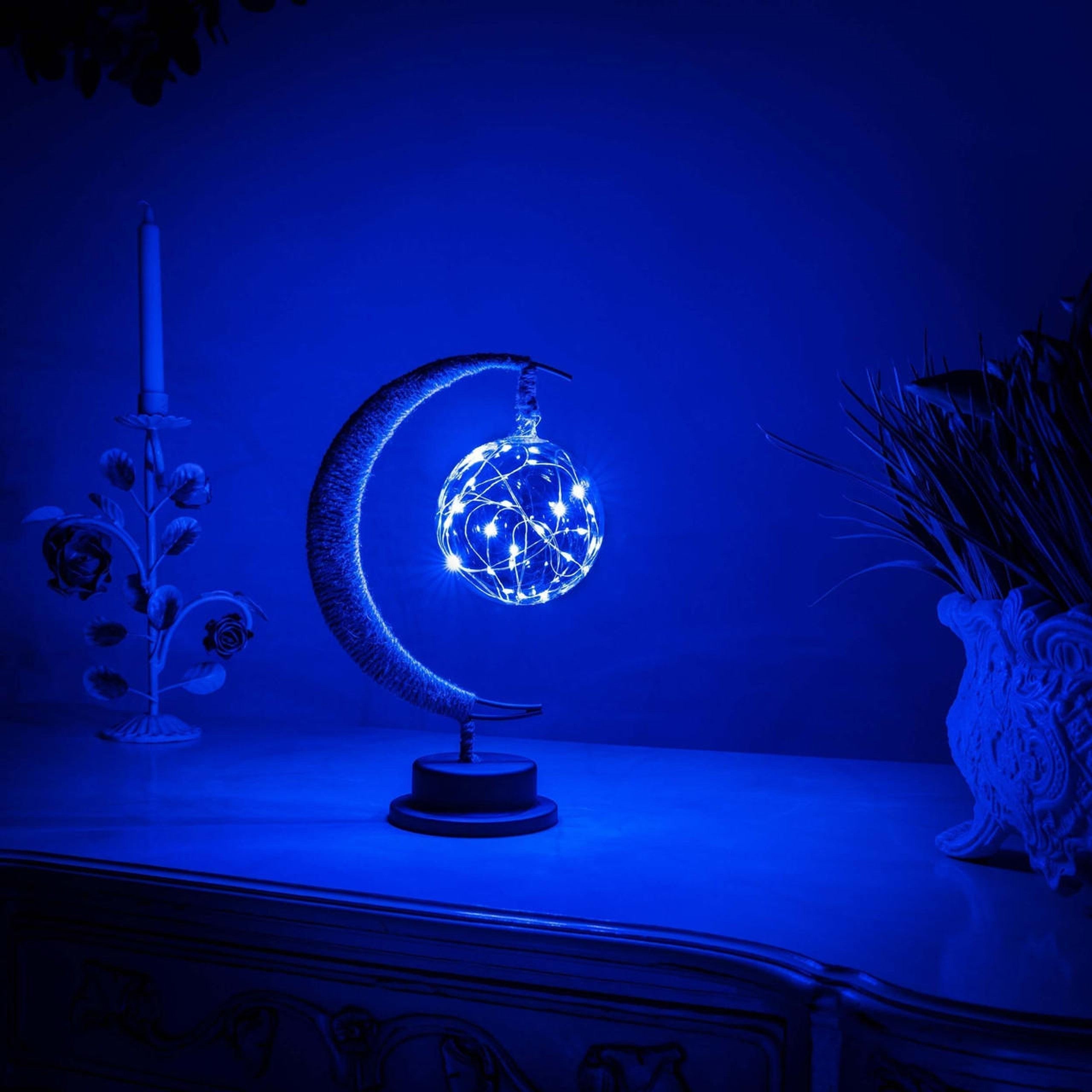 Auréna | Lampe de Table – Design Lunaire et Élégance Étoilée Bleu galaxie Lumière chaude