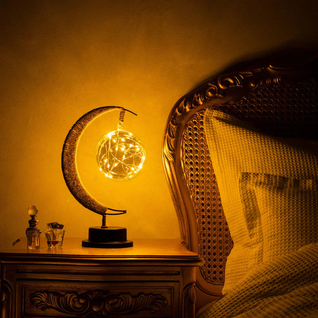 Auréna | Lampe de Table – Design Lunaire et Élégance Étoilée